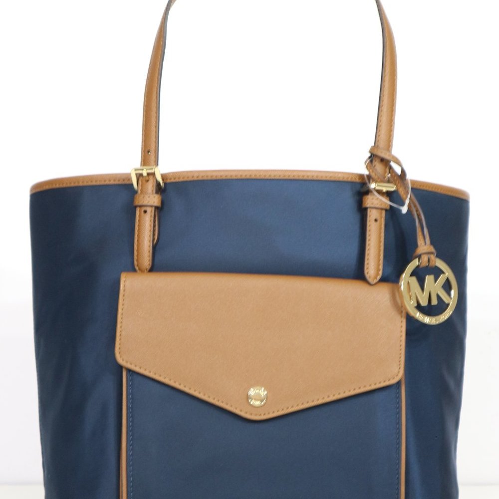 Michael Kors Jet Set Large Pocket Tote Bag Navy